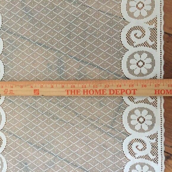 Lace Fabric Ivory 18” Wide Country Floral 9.5 yard - Picture 3 of 3